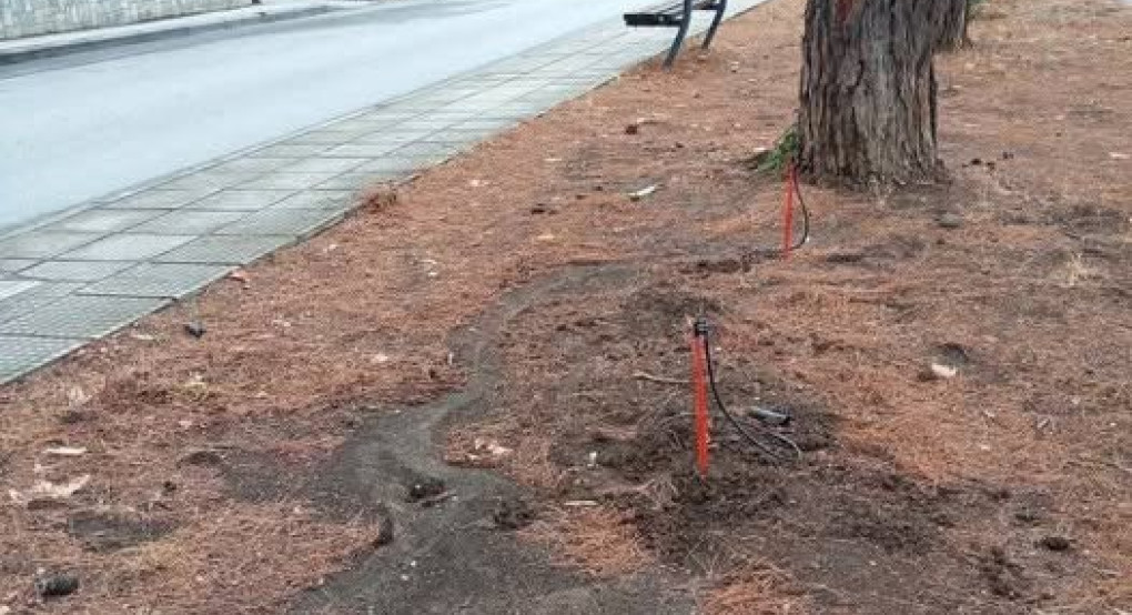 Συνεργασία Ευθύνης: Γρασίδι χωρίς... γρασίδι: Η "ποτισμένη" ειρωνεία της Δημοτικής Αρχής Έδεσσας Συνεργασία Ευθύνης: Γρασίδι χωρίς... γρασίδι: Η "ποτισμένη" ειρωνεία της Δημοτικής Αρχής Έδεσσας