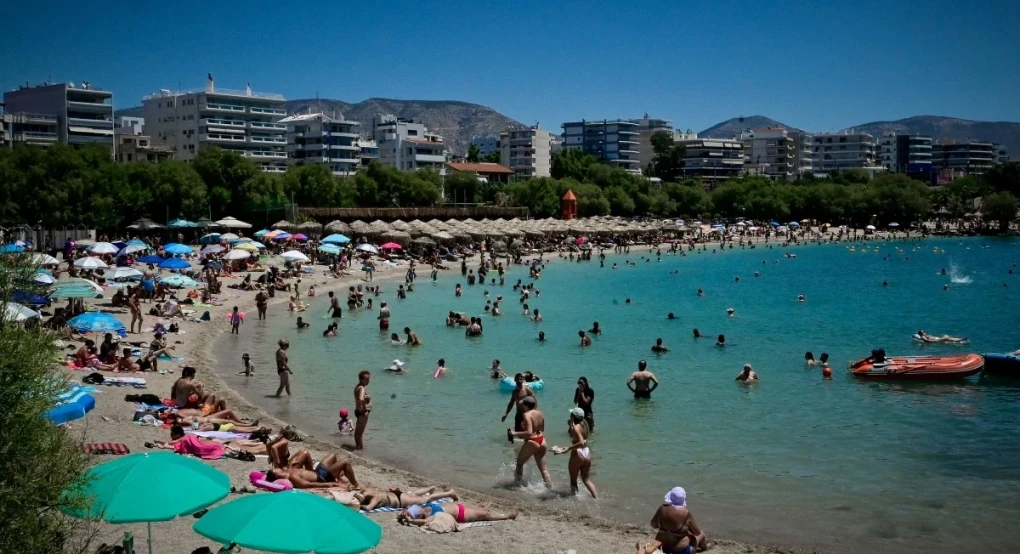 Καιρός: Ισχυροί άνεμοι και θερμοκρασίες άνω των 40 βαθμών Κελσίου μέχρι την Τρίτη