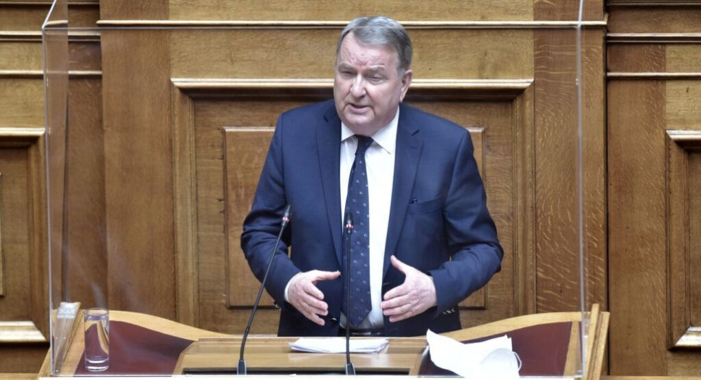 Γιώργος Καρασμάνης: Δεκτή η τροπολογία μας για επανένωση τρίτεκνων και πολύτεκνων οικογενειών όταν ένας εκ των δύο συζύγων εργάζεται στο ιδιωτικό τομέα Γιώργος Καρασμάνης: Δεκτή η τροπολογία μας για επανένωση τρίτεκνων και πολύτεκνων οικογενειών όταν ένας εκ των δύο συζύγων εργάζεται στο ιδιωτικό τομέα
