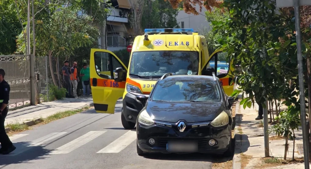 Άγρια δολοφονία 47χρονης στο Χαλάνδρι - Την σκότωσε ο σύντροφός της στην είσοδο πολυκατοικίας Άγρια δολοφονία 47χρονης στο Χαλάνδρι - Την σκότωσε ο σύντροφός της στην είσοδο πολυκατοικίας