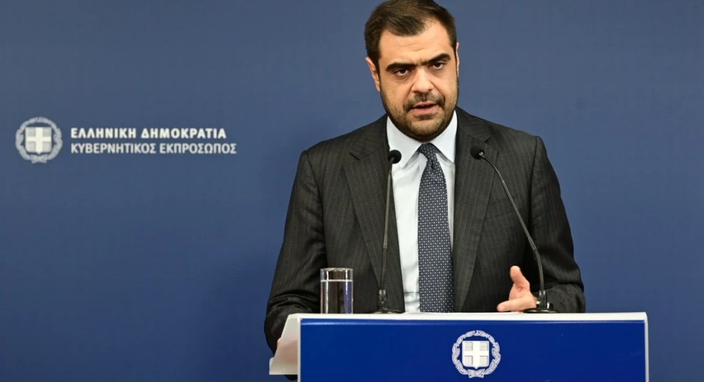 Έχουμε 18.000 πυροσβέστες και 4.500 εθελοντές, επενδύουμε €2,1 δισ. στο «ΑΙΓΙΣ», το 112 σώζει ζωές -  Ο Μαρινάκης απαντά σε ερωτήσεις πολιτών για τις πυρκαγιές