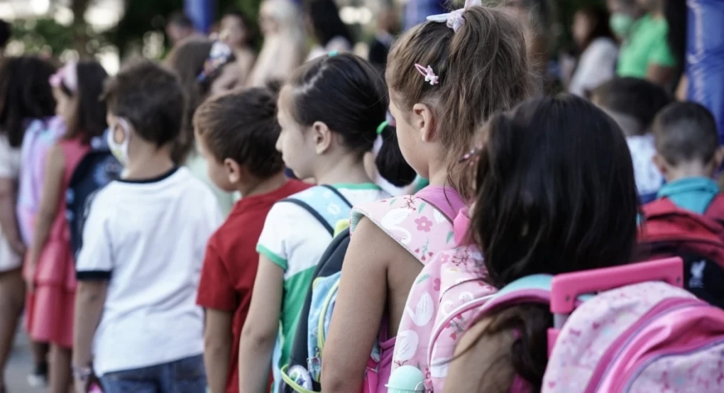 Δημογραφικό: Μειωθήκαμε κατά 500.000 άτομα, καταρρέουν οι γεννήσεις - Πότε ξεκίνησε η μείωση του πληθυσμού στην Ελλάδα