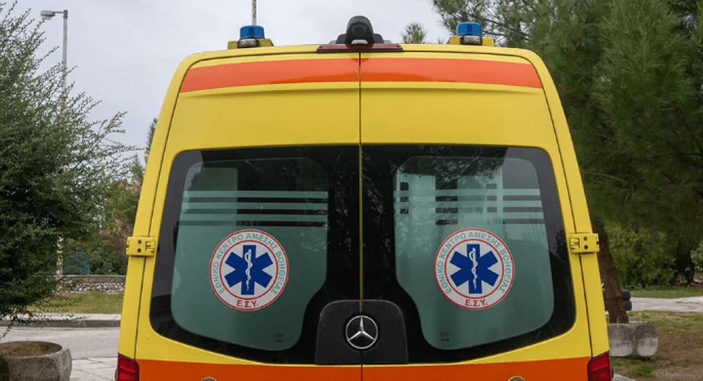 Χαλκιδική: Κοντάρι από ομπρέλα θαλάσσης καρφώθηκε στο πόδι 26χρονης