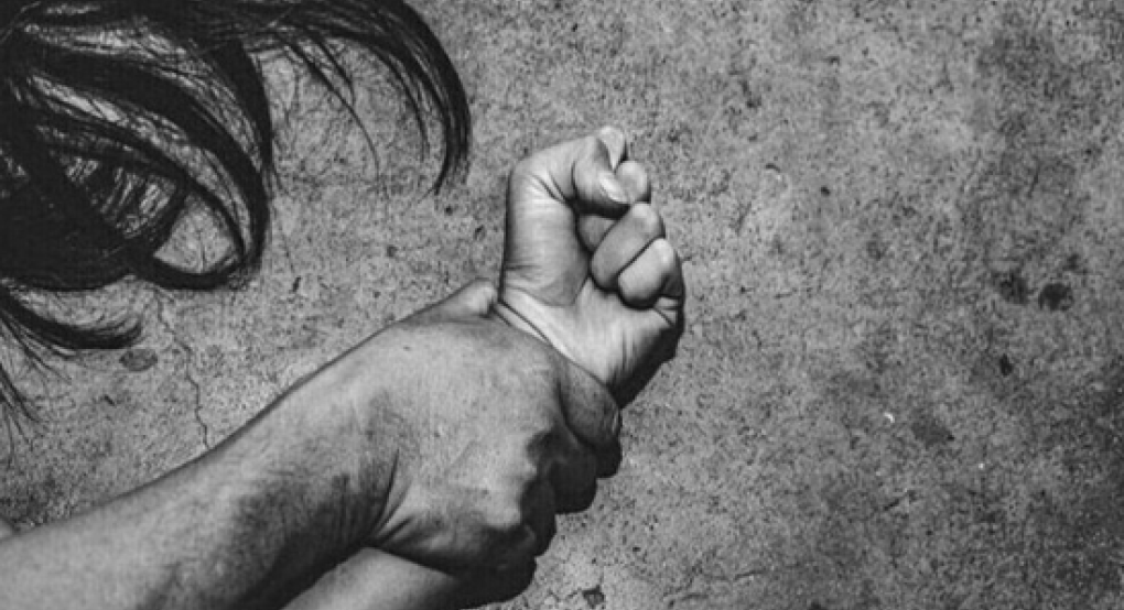 Φρίκη στον Πύργο: Απόπειρα βιασμού ανήλικης – Την έσωσε η θεία της Φρίκη στον Πύργο: Απόπειρα βιασμού ανήλικης – Την έσωσε η θεία της