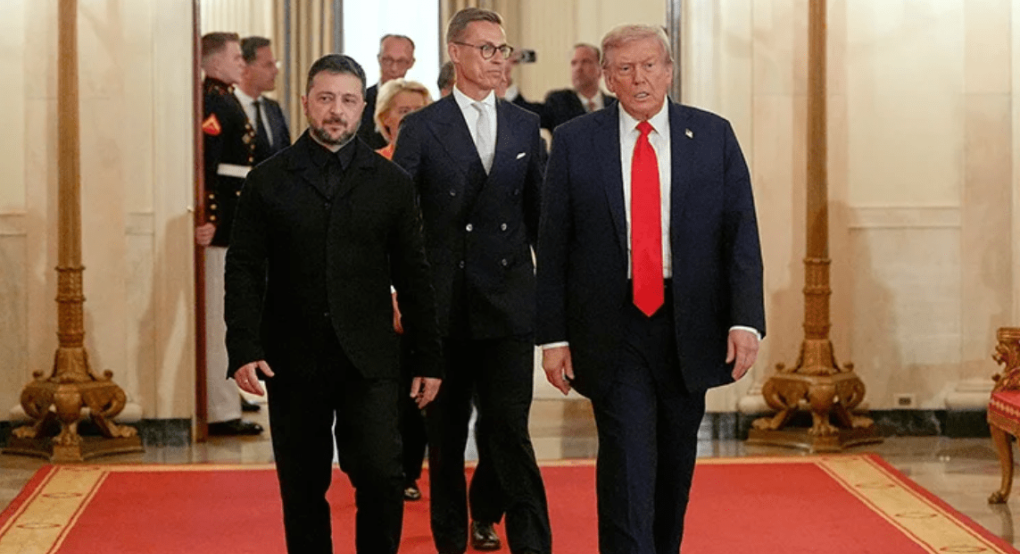 Politico: Η Βουδαπέστη πιθανή επιλογή για τη τριμερή συνάντηση Τραμπ-Πούτιν-Ζελένσκι
