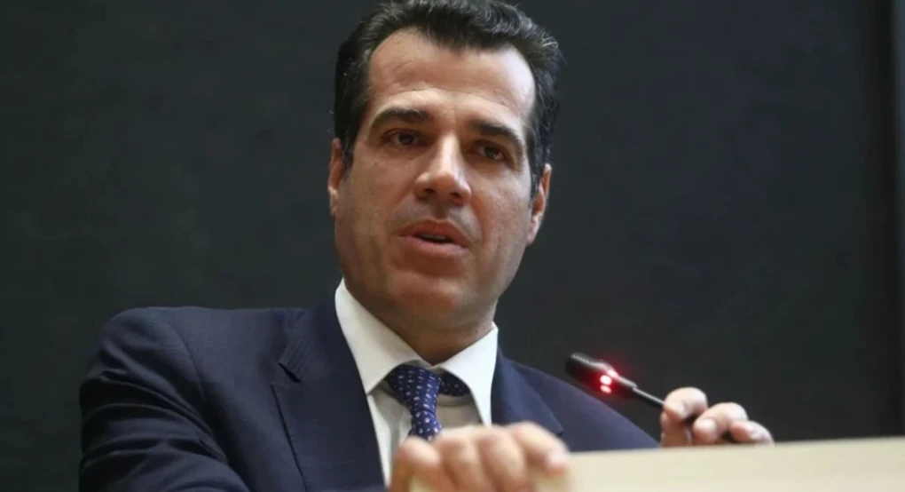 Πλεύρης: Έρχεται κατάργηση νομιμοποίησης μεταναστών στα 7 έτη Πλεύρης: Έρχεται κατάργηση νομιμοποίησης μεταναστών στα 7 έτη