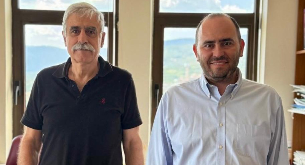 Επίσκεψη Λάκη Βασιλειάδη στην Πρωτοβάθμια και Δευτεροβάθμια Εκπαίδευση της Π.Ε. Πέλλας Επίσκεψη Λάκη Βασιλειάδη στην Πρωτοβάθμια και Δευτεροβάθμια Εκπαίδευση της Π.Ε. Πέλλας