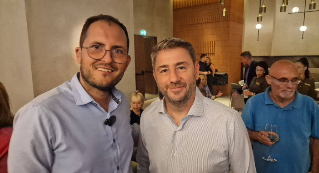 Το pellanews.gr στη συνάντηση με τον Νίκο Ανδρουλάκη στη Θεσσαλονίκη Το pellanews.gr στη συνάντηση με τον Νίκο Ανδρουλάκη στη Θεσσαλονίκη