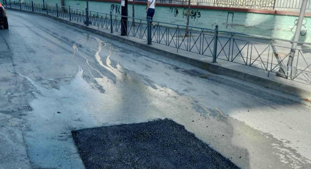 Συνεχείς εργασίες και αποκαταστάσεις σε σημεία των δρόμων σε όλο τον Δήμο Πέλλας (φώτος) Συνεχείς εργασίες και αποκαταστάσεις σε σημεία των δρόμων σε όλο τον Δήμο Πέλλας (φώτος)
