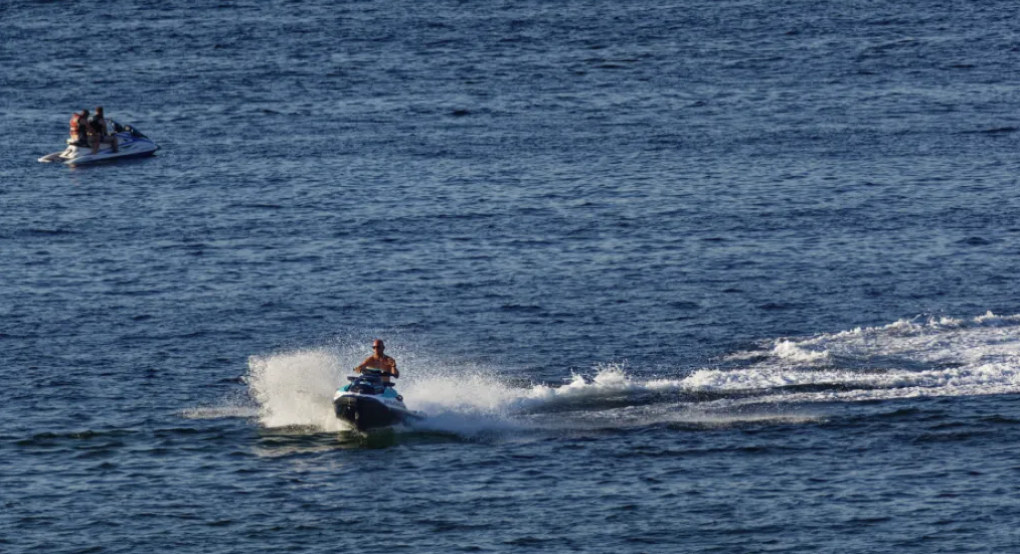 Σοβαρά τραυματισμένος 19χρονος αναβάτης jet ski στο Ρέθυμνο Σοβαρά τραυματισμένος 19χρονος αναβάτης jet ski στο Ρέθυμνο