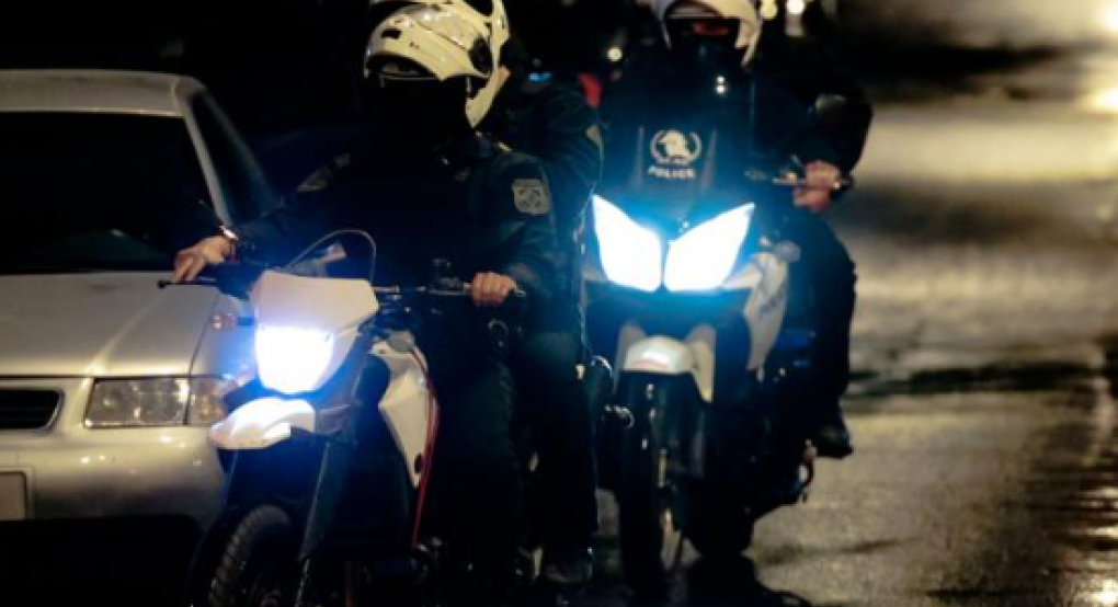 Χτυπημένος με φτυάρι νεαρός μετά από καυγά στο Κοιμητήριο της Χαλκίδας Χτυπημένος με φτυάρι νεαρός μετά από καυγά στο Κοιμητήριο της Χαλκίδας