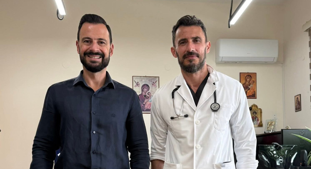 Ο Γιάννης Κετικίδης από την Αλμωπία «σηκώνει ψηλά» το Μποδοσάκειο Νοσοκομείο Ο Γιάννης Κετικίδης από την Αλμωπία «σηκώνει ψηλά» το Μποδοσάκειο Νοσοκομείο