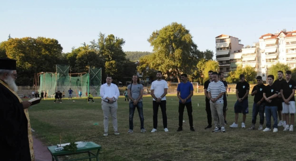 Αγιασμός του Εδεσσαϊκού παρουσία του Βαγγέλη Θωμά Αγιασμός του Εδεσσαϊκού παρουσία του Βαγγέλη Θωμά