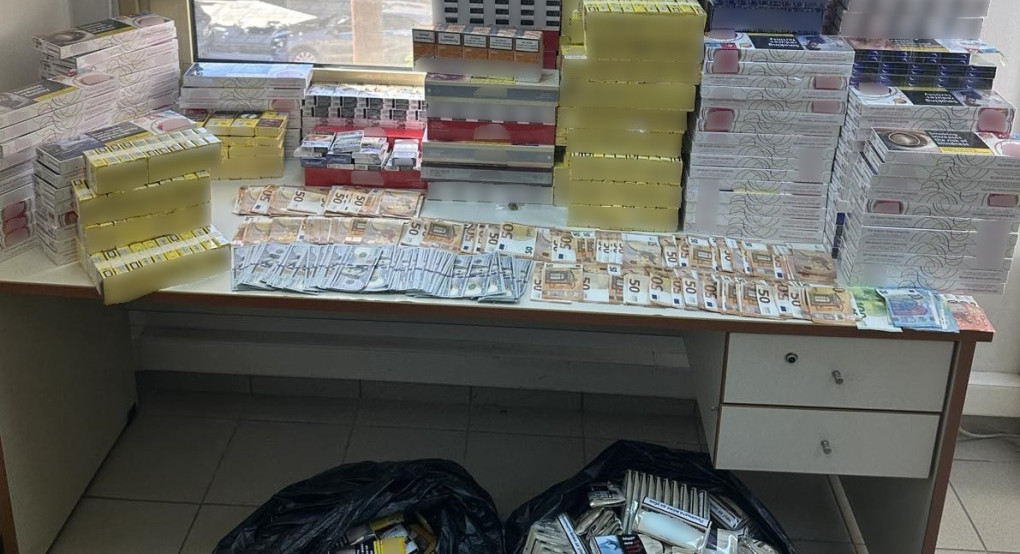 Από αστυνομικούς του Αστυνομικού Τμήματος Παιονίας συνελήφθη ένα άτομο για λαθραία καπνικά προϊόντα Από αστυνομικούς του Αστυνομικού Τμήματος Παιονίας συνελήφθη ένα άτομο για λαθραία καπνικά προϊόντα