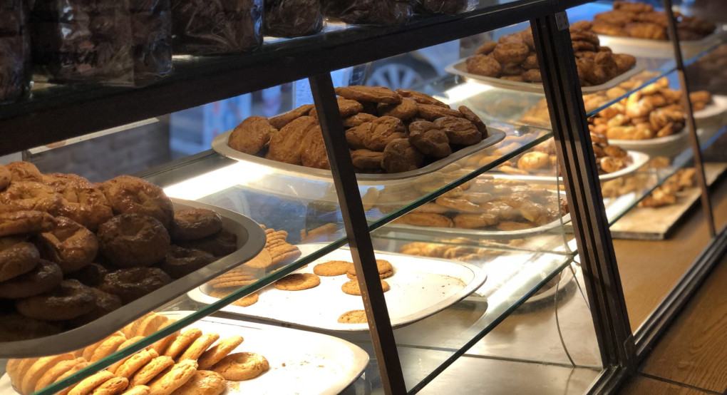 Πωλείται / ενοικιάζεται επιχείρηση αρτοποιίας-ζαχαροπλαστικής