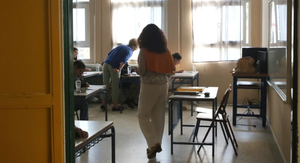 Μοντέλο Πανελλαδικών για το εθνικό απολυτήριο - Οι πέντε άξονες του υπουργείου Παιδείας Μοντέλο Πανελλαδικών για το εθνικό απολυτήριο - Οι πέντε άξονες του υπουργείου Παιδείας