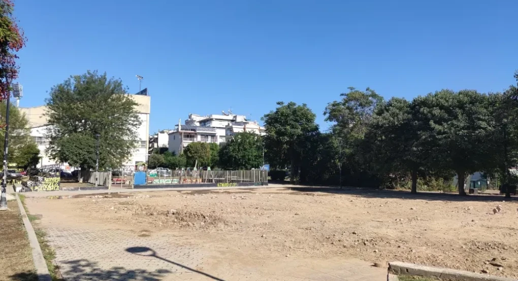 Θεσσαλονίκη: Νέα όψη στο «πάρκο του Άρη» στη Χαριλάου - Γήπεδο 5Χ5 και όργανα γυμναστικής, γιατί αντιδρούν κάτοικοι της περιοχής Θεσσαλονίκη: Νέα όψη στο «πάρκο του Άρη» στη Χαριλάου - Γήπεδο 5Χ5 και όργανα γυμναστικής, γιατί αντιδρούν κάτοικοι της περιοχής