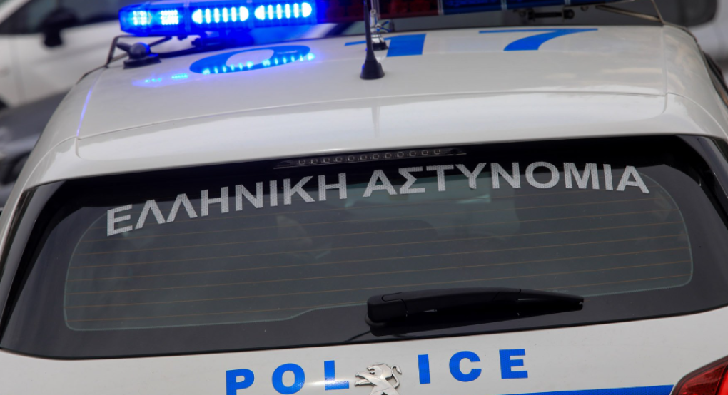 Ανήλικοι Ρομά με αρχηγό 7χρονο μπαίνουν σε καφέ και αρπάζουν τις εισπράξεις