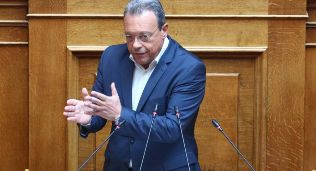 Φάμελλος: Η Ελλάδα χρειάζεται μια κυβέρνηση στο πλευρό της κοινωνίας Φάμελλος: Η Ελλάδα χρειάζεται μια κυβέρνηση στο πλευρό της κοινωνίας