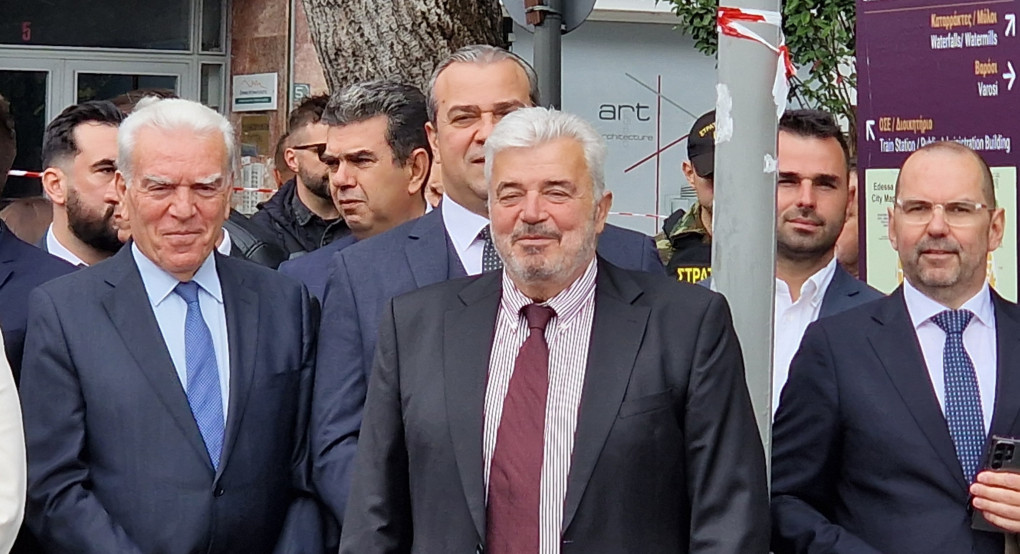 Γιάννης Μουράτογλου: Σήμερα τιμούμε τους ήρωες που με πίστη και θάρρος χάρισαν στην πατρίδα μας την ελευθερία Γιάννης Μουράτογλου: Σήμερα τιμούμε τους ήρωες που με πίστη και θάρρος χάρισαν στην πατρίδα μας την ελευθερία