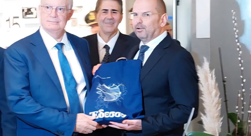 Επίσκεψη του Κωνσταντίνου Τασούλα στο Μουσείο Μακεδονικού Αγώνα της Έδεσσας Επίσκεψη του Κωνσταντίνου Τασούλα στο Μουσείο Μακεδονικού Αγώνα της Έδεσσας