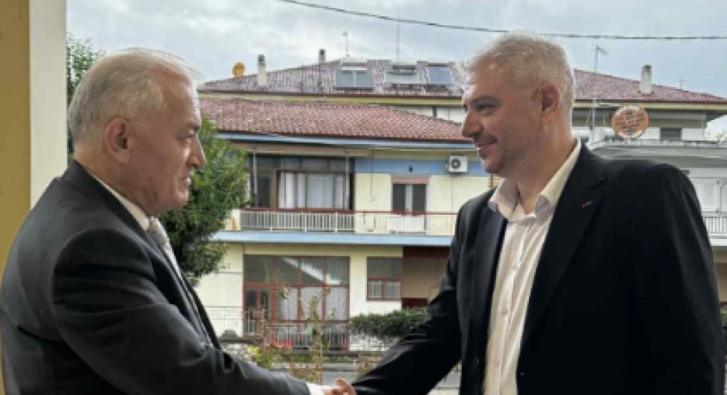 Συνάντηση του Δημάρχου Αλμωπίας Νίκου Παρούτογλου με τον Πρόεδρο της ΚΕΔΕ στο Ξενιτίδειο Πνευματικό Κέντρο Αριδαίας