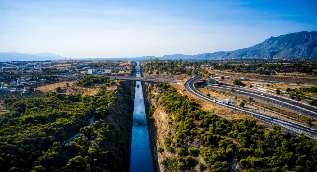 Κλείνει μέχρι νεωτέρας η Διώρυγα της Κορίνθου λόγω εργασιών Κλείνει μέχρι νεωτέρας η Διώρυγα της Κορίνθου λόγω εργασιών