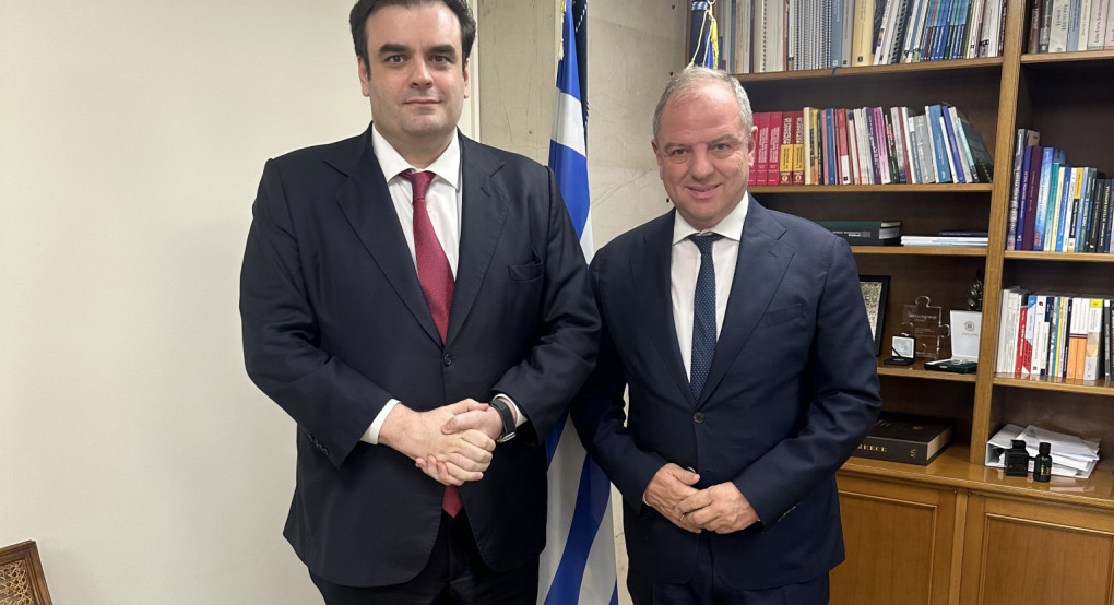Ο Σταμενίτης έθεσε στον Υπουργό Οικονομικών κ. Πιερρακάκη το ζήτημα των διορθώσεων στον νόμο για τα διακατεχόμενα Ο Σταμενίτης έθεσε στον Υπουργό Οικονομικών κ. Πιερρακάκη το ζήτημα των διορθώσεων στον νόμο για τα διακατεχόμενα