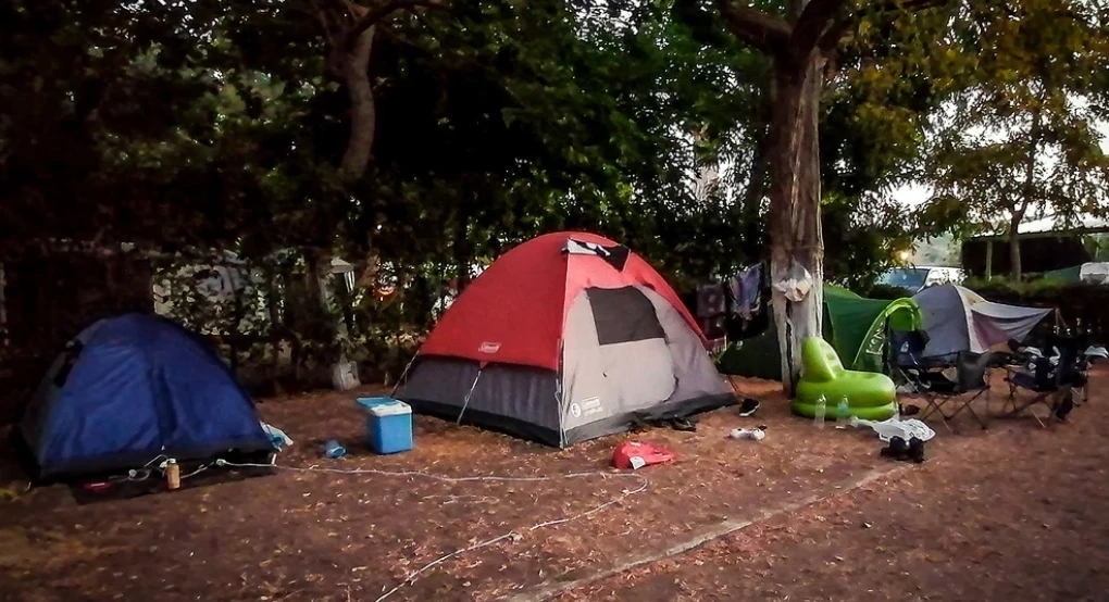 Βαθαίνει το μυστήριο γύρω από το διπλό φονικό στο κάμπινγκ στη Φοινικούντα – Τα στοιχεία που διαθέτει η ΕΛ.ΑΣ. μέχρι στιγμής