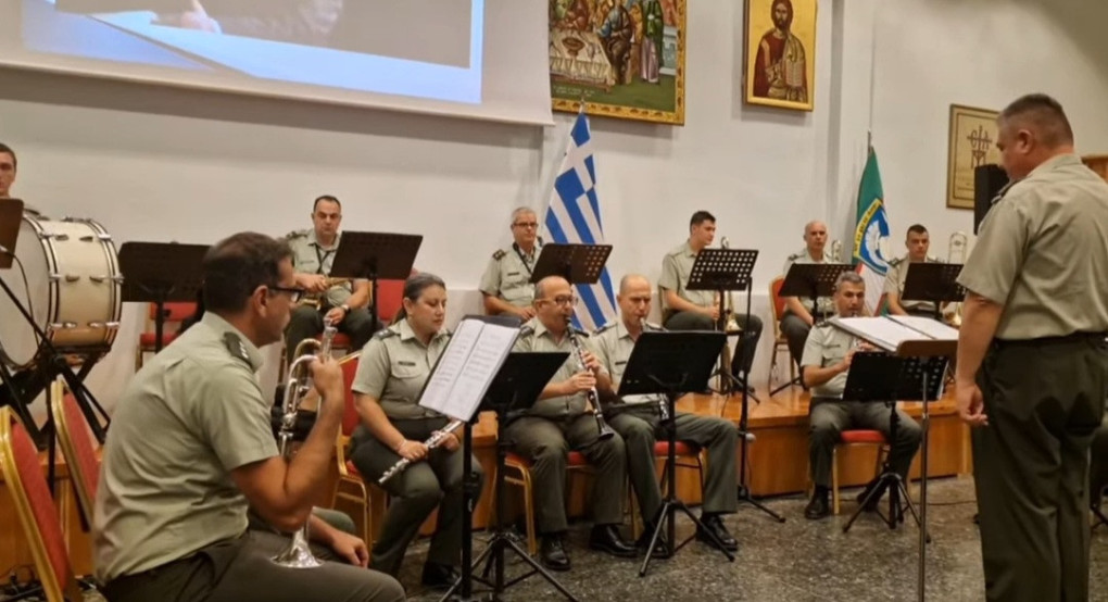 Συγκίνηση και ιστορική μνήμη στο αφιέρωμα για τα 200 χρόνια της Στρατιωτικής Μουσικής στην Έδεσσα Συγκίνηση και ιστορική μνήμη στο αφιέρωμα για τα 200 χρόνια της Στρατιωτικής Μουσικής στην Έδεσσα
