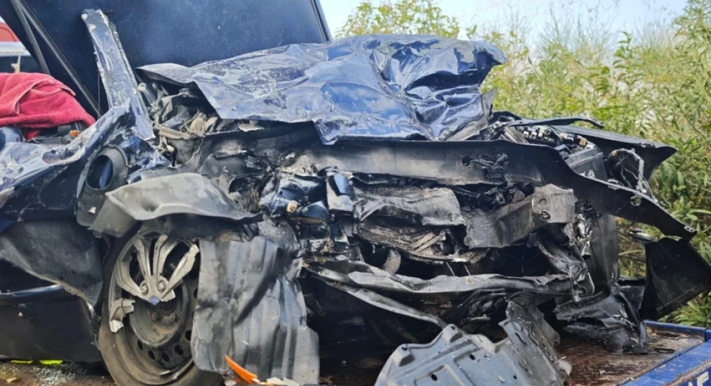 Τραγικό τροχαίο με 3 νεκρούς στις Αφίδνες, μάζες από λαμαρίνες τα οχήματα - «Το ένα αυτοκίνητο ήταν μέσα στο άλλο» λέει ο οδηγός του γερανού