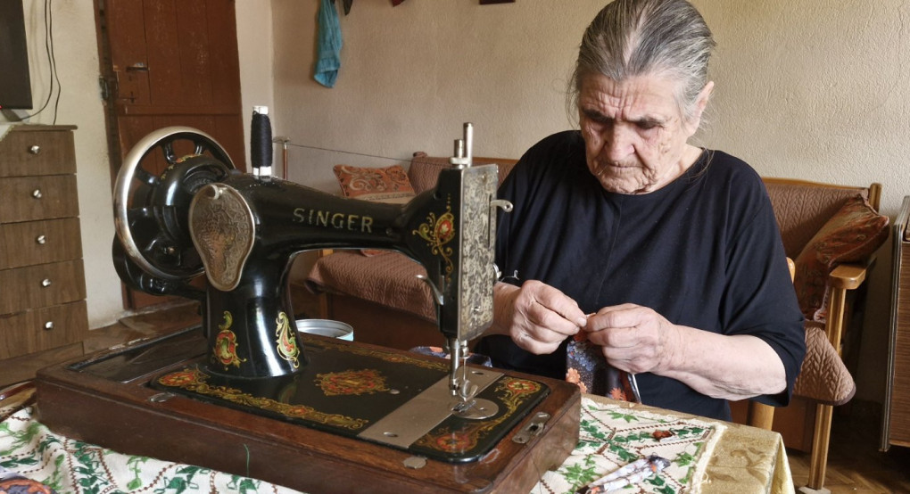 Η κυρία Φιλιώ από τον Αρχάγγελο Αλμωπίας – 91 χρονών και δεν σταματά να δουλεύει Η κυρία Φιλιώ από τον Αρχάγγελο Αλμωπίας – 91 χρονών και δεν σταματά να δουλεύει