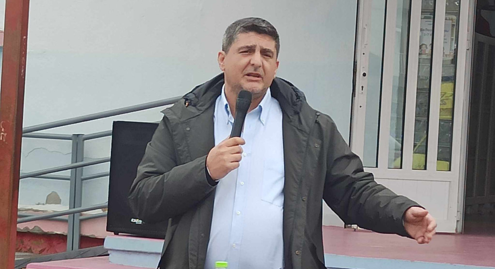 Και πως γίνεται ο Δήμαρχος να έχει και το «πέταλο» και το «συν Αθηνά»; Και πως γίνεται ο Δήμαρχος να έχει και το «πέταλο» και το «συν Αθηνά»;