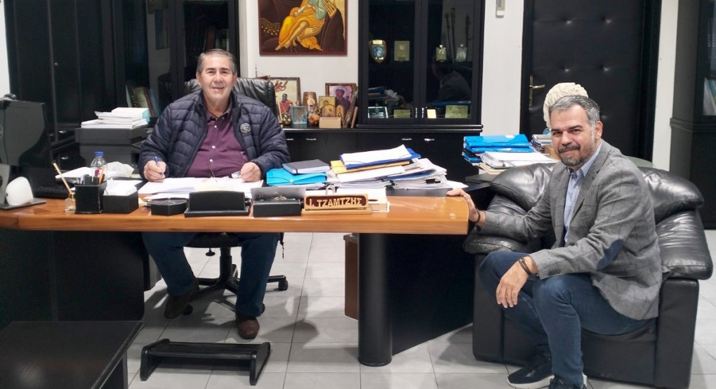 Αντιπεριφερειάρχης Πέλλας Δάνης Τζαμτζής: «Ενισχύουμε τις υποδομές υγείας καθώς η υγεία των πολιτών είναι το πολυτιμότερο αγαθό» Αντιπεριφερειάρχης Πέλλας Δάνης Τζαμτζής: «Ενισχύουμε τις υποδομές υγείας καθώς η υγεία των πολιτών είναι το πολυτιμότερο αγαθό»