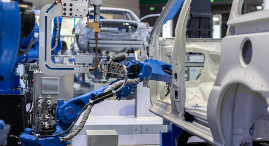 Ανοίγει ο δρόμος για εργοστάσια αυτοκινήτων στην Ελλάδα -Τι αλλάζει