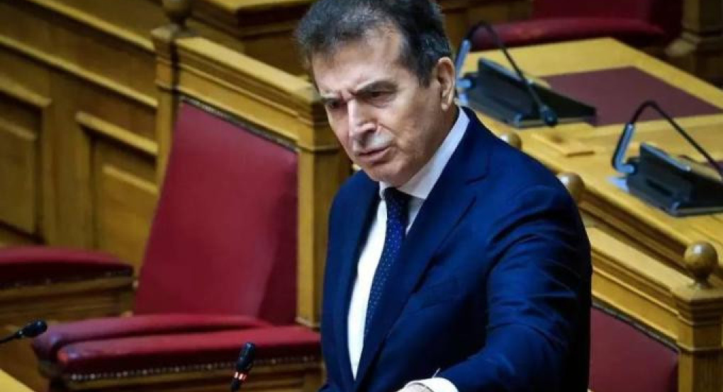 Χρυσοχοΐδης σε Κωνσταντοπούλου: «Μας λέτε για “γνωστούς-άγνωστους”, χρόνια τώρα, καλλιεργώντας θεωρίες συνωμοσίας» Χρυσοχοΐδης σε Κωνσταντοπούλου: «Μας λέτε για “γνωστούς-άγνωστους”, χρόνια τώρα, καλλιεργώντας θεωρίες συνωμοσίας»