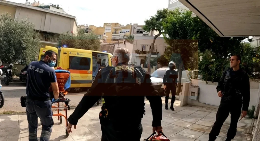 Αστυνομικοί έσωσαν 26χρονο που αιμορραγούσε ακατάσχετα σε ασανσέρ