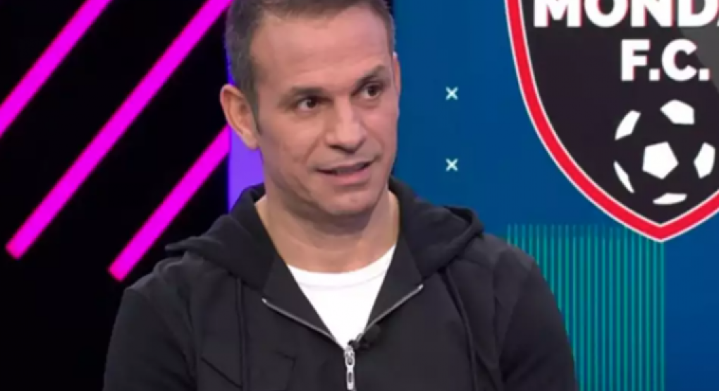 Ντέμης: «Ο ΠΑΟΚ ήξερε τι ήθελε να κάνει μέσα στο γήπεδο, κυρίαρχος ο Μεϊτέ στο κεντρο - Η ΑΕΚ δεν είναι καλά»