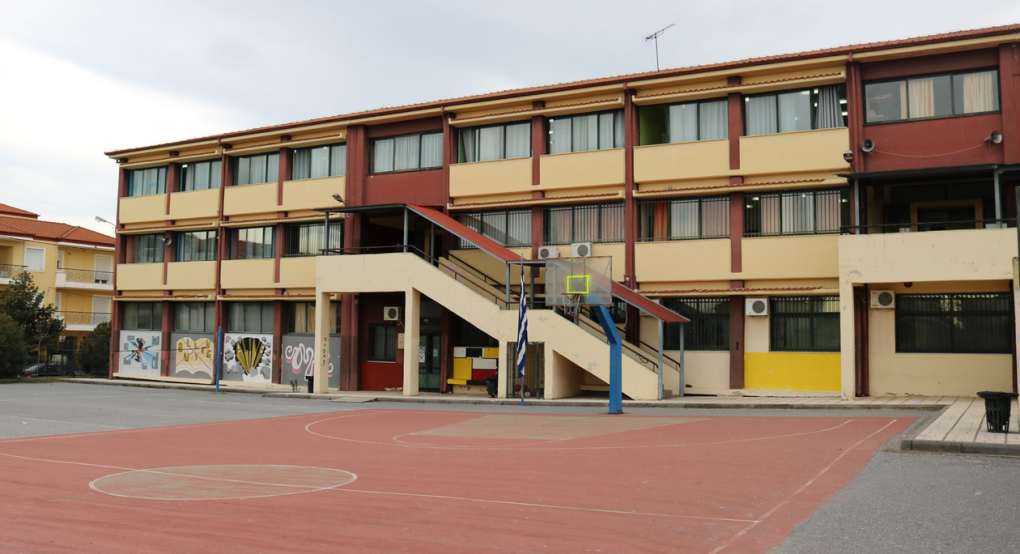 Γιαννιτσά: Θλίψη και δάκρυα/Απεβίωσε μαθητής του 3ου Γυμνασίου! Γιαννιτσά: Θλίψη και δάκρυα/Απεβίωσε μαθητής του 3ου Γυμνασίου!