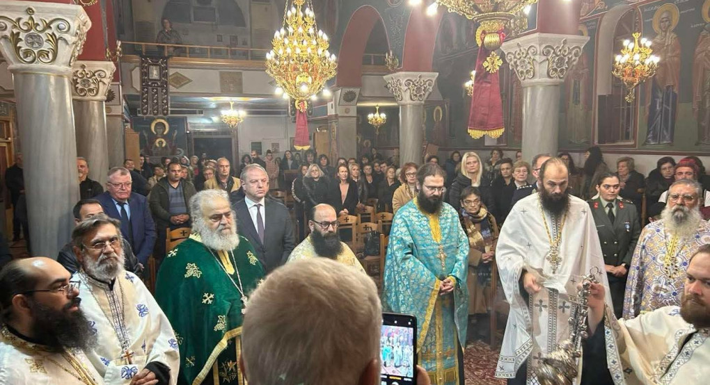 Πολυκάπρτη Αλμωπίας: Πανηγυρικός Εσπερινός για τα Εισόδια της  Θεοτόκου