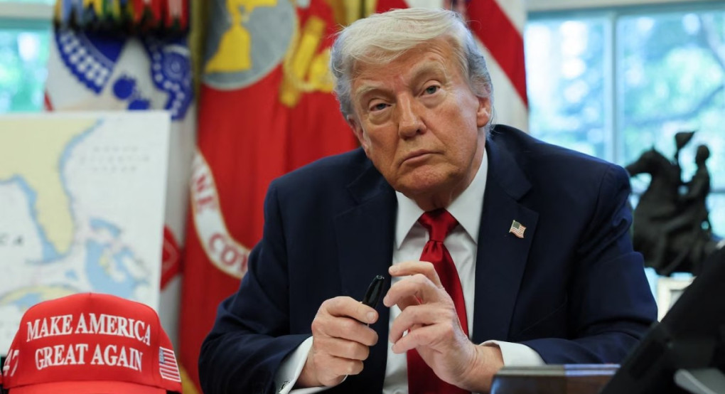 «Τυφώνας Έπσταϊν» στον Λευκό Οίκο – Ο Ντόναλντ Τραμπ υπό πίεση, οι διχασμένοι MAGA σε αναβρασμό