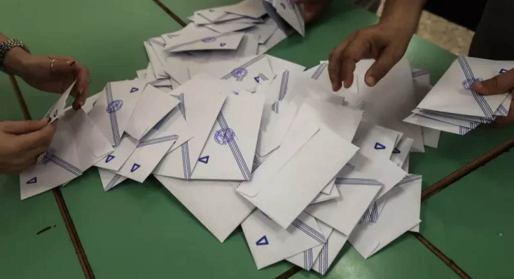 Δημοσκόπηση Opinion Poll: Ανεβαίνει στο 30,2% η ΝΔ - Θετική απήχηση των ενεργειακών συμφωνιών