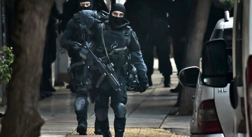 Συντονισμένη επιχείρηση ΕΛΑΣ-FRONTEX: Κατασχέθηκαν κλεμμένα ΙΧ, συνελήφθησαν μετανάστες και διακινητές