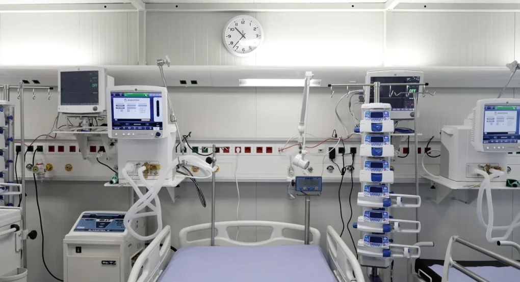 Ανεπανόρθωτη εγκεφαλική βλάβη για τον 22χρονο που έκανε το challenge με το μπέργκερ – “Με θαύμα θα σωθεί”