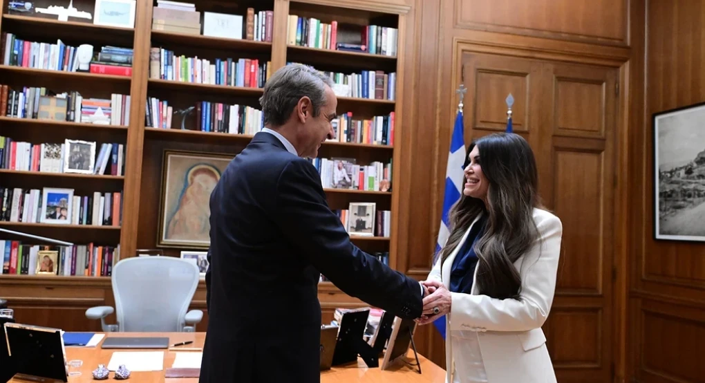 Η Κίμπερλι Γκίλφοϊλ στο Μέγαρο Μαξίμου για την πρώτη της συνάντηση με τον Κυριάκο Μητσοτάκη σε ελληνικό έδαφος
