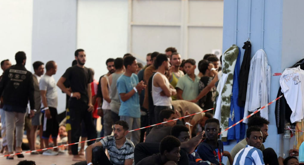 Επιμένει ο Πλεύρης: «Οι παράνομοι μετανάστες είτε θα επιστρέψουν αυτοβούλως είτε θα φυλακιστούν και θα επιστρέψουν»