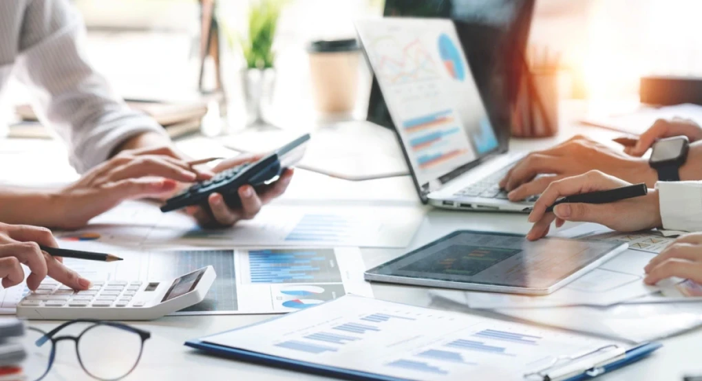 Πρεμιέρα σήμερα 6/11 για το νέο πρόγραμμα επαγγελματικής εμπειρίας με μισθό 704 ευρώ/μήνα