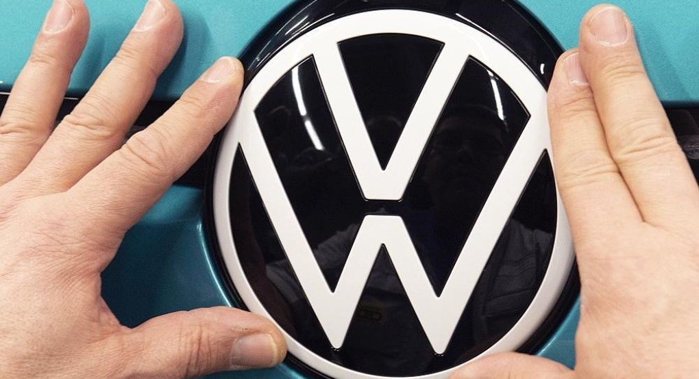 Γερμανία-κορονοϊός: Η Volkswagen θέτει σε αναγκαστική άδεια σχεδόν 80.000 εργαζόμενους της στη Γερμανία