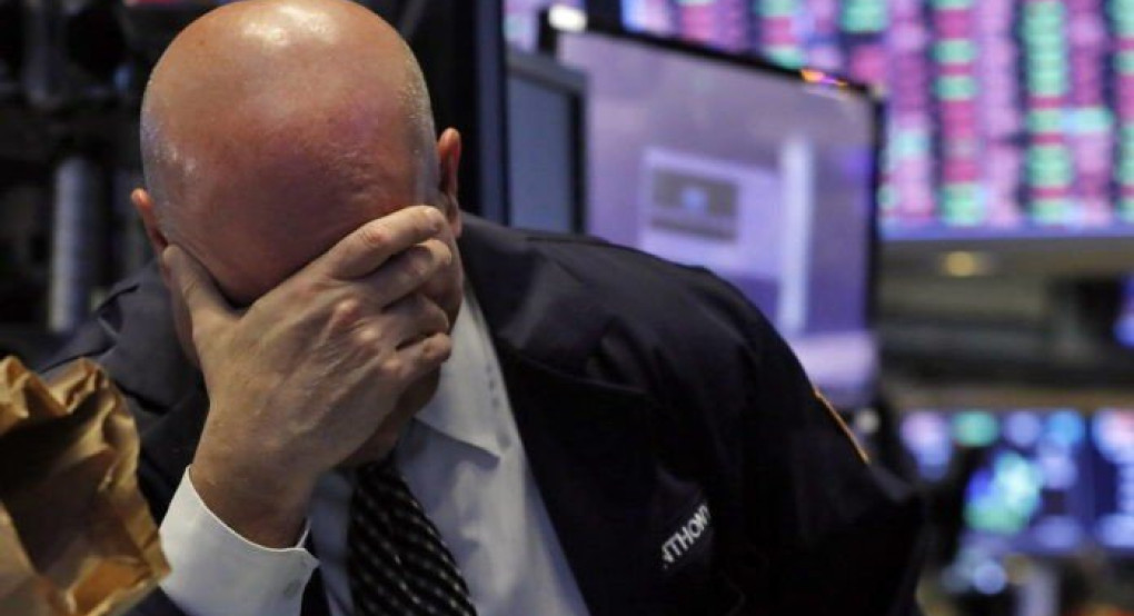  Κατρακυλάει η τιμή του πετρελαίου