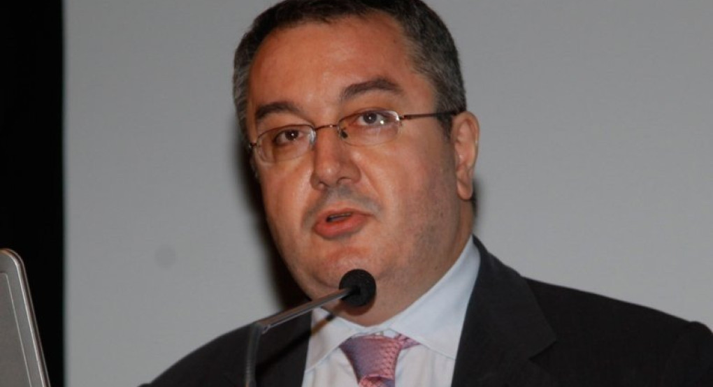  Οι ευπαθείς ομάδες να παρακολουθούν λειτουργία από το σπίτι